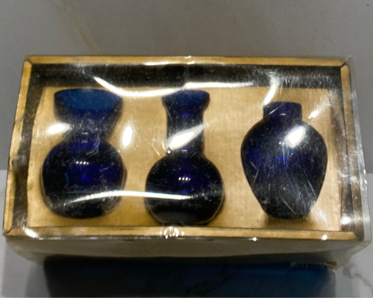 Set of 6 Vases