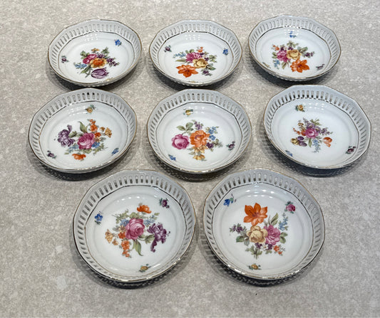 Set of 8 Germany Bowls