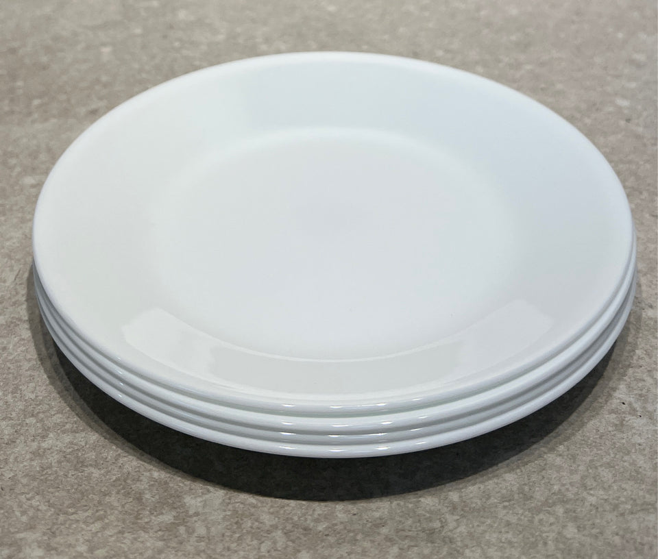 Set of 4 Corelle Plates