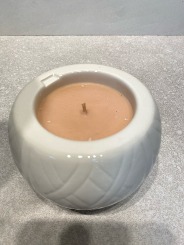 Slatkin Sweet Pea Candleholder