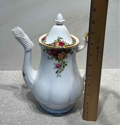 Royal Albert Coffee Pot