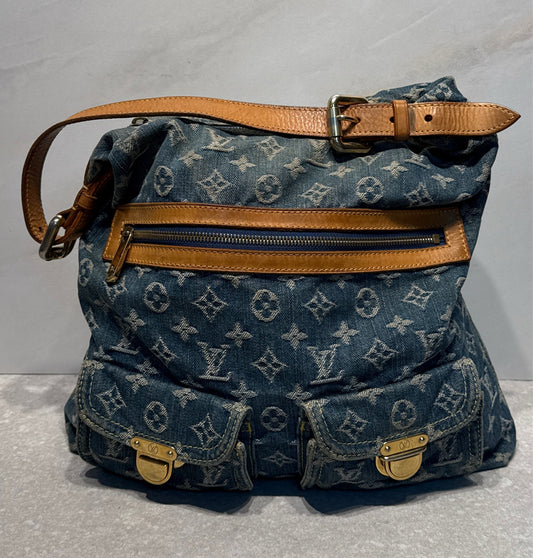Louis Vuitton Shoulder Bag