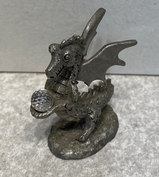 Pewter Figurie