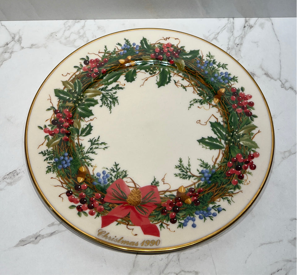 Lenox Holiday Plate - 10.5"