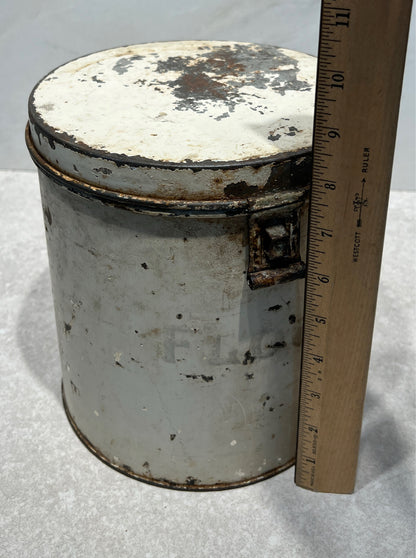 Covered Tin