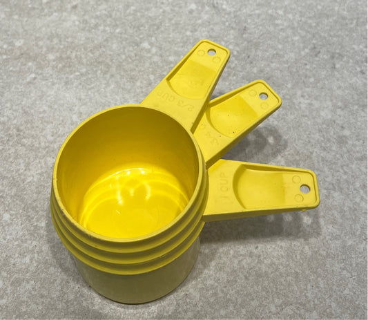Tupperware Measuring Cups
