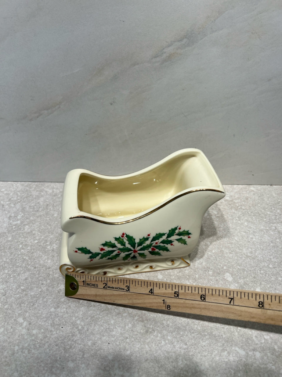 Lenox Sleigh