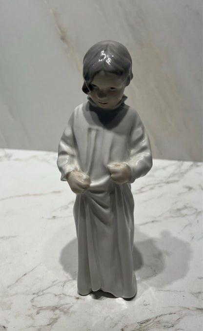 B & G Figurine