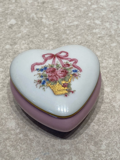 Peint Main Castel Box