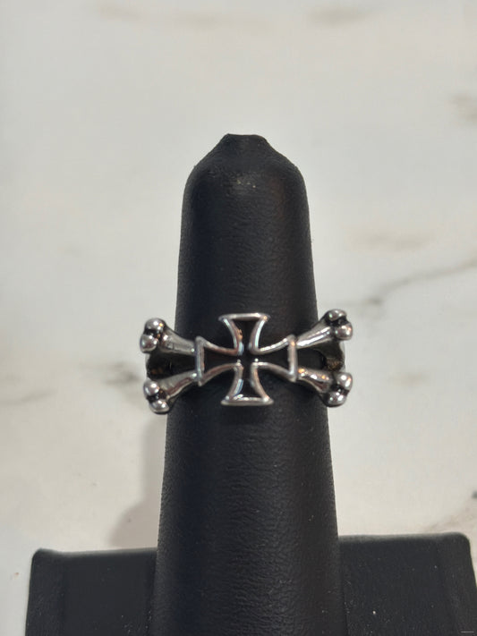 Size 5 Ring