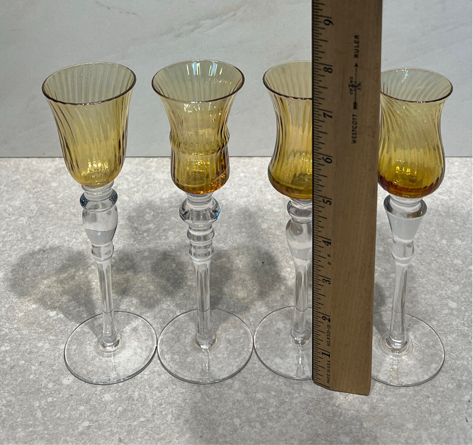 Set of 4 Glasses