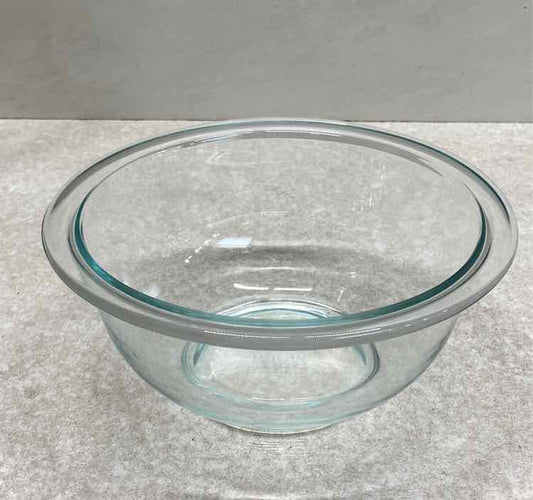 Pyrex Bowl