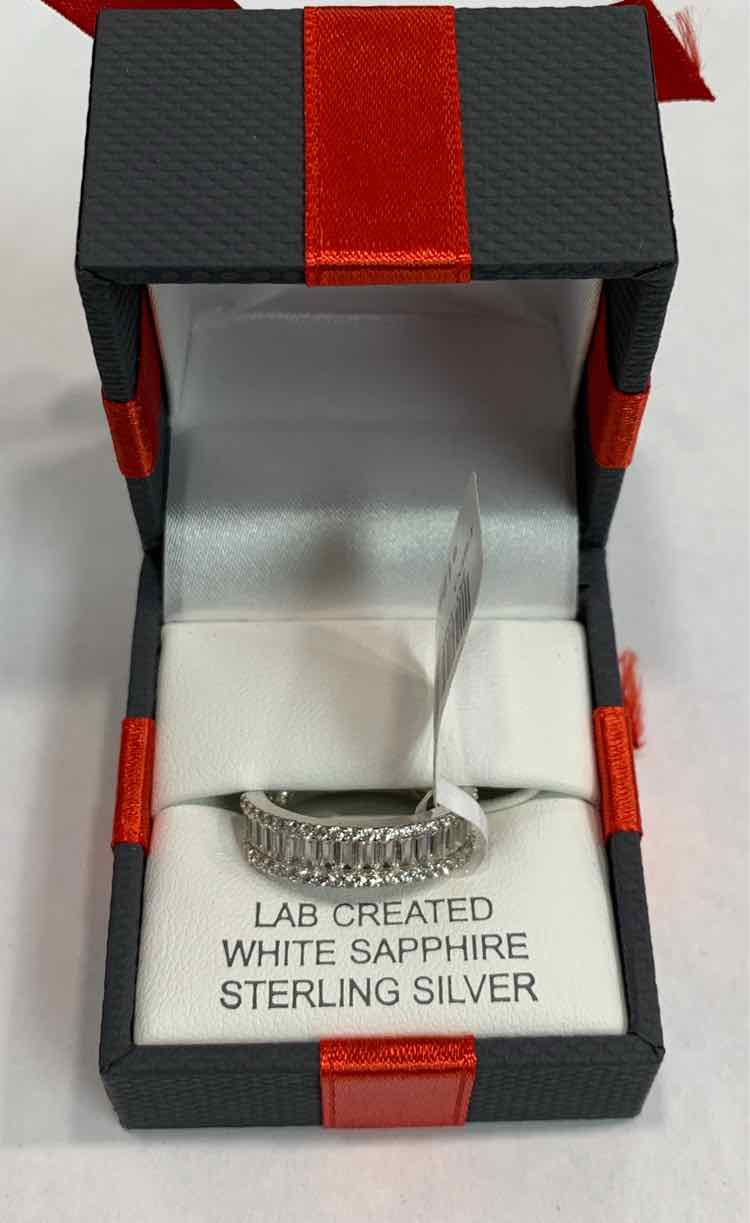 Sterling Ring - Size 7