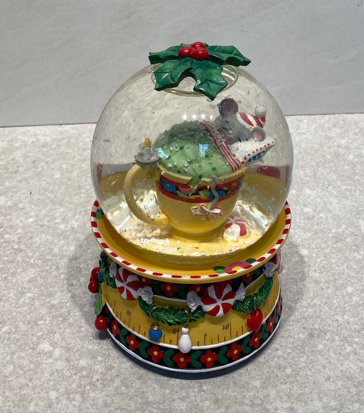Enesco Snow Globe