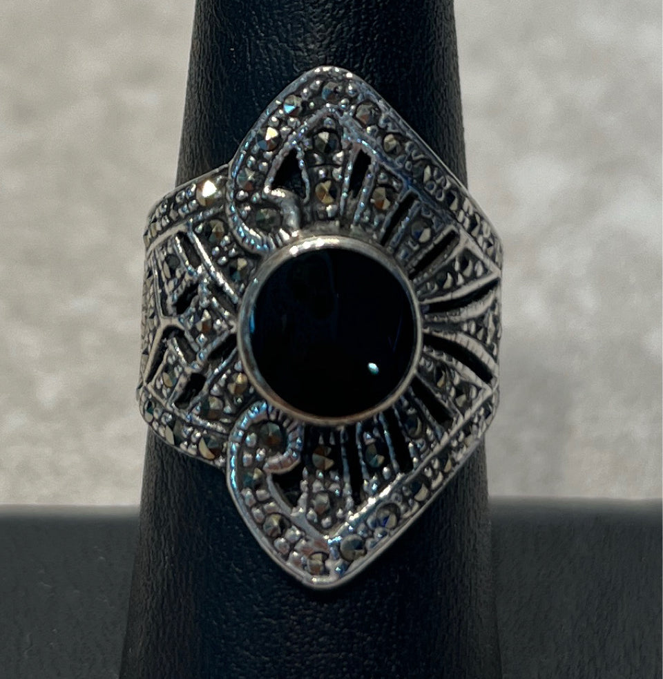 Sterling Ring - Size 7