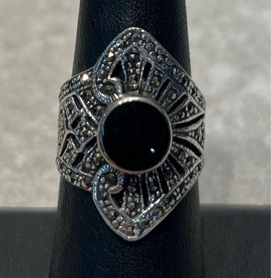 Sterling Ring - Size 7