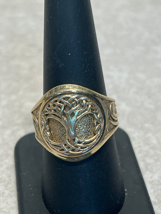 Sterling ring - Size 9