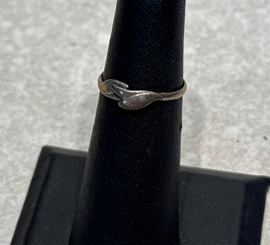 Sterling Ring Sz. 5.5