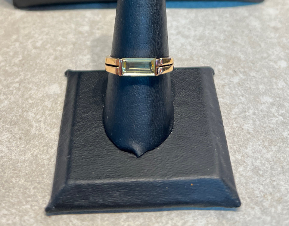 Sterling Silver Ring Sz. 9