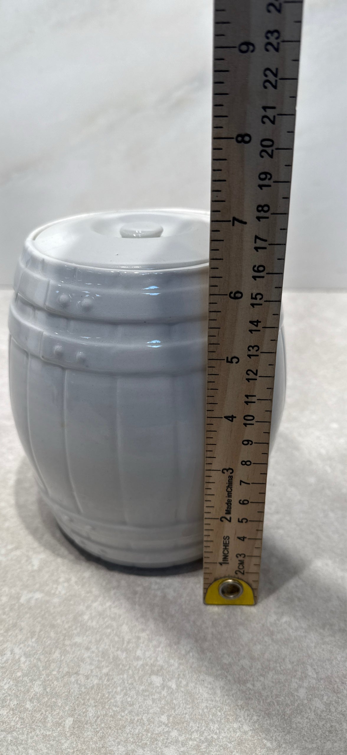 Covered Barrel Jar  Hansen