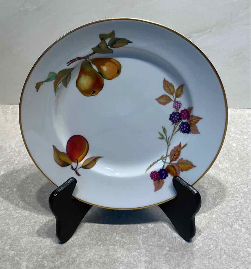 Evesham Plate - 8"