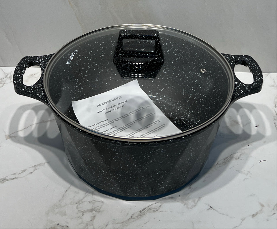 Hoarbar Covered Pot