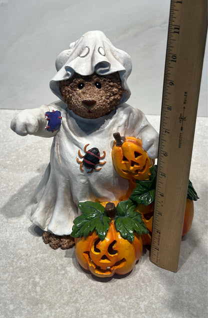 Bear with Pumpkins