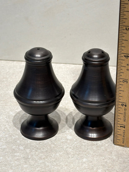 Williams Sonoma Salt And Peppers