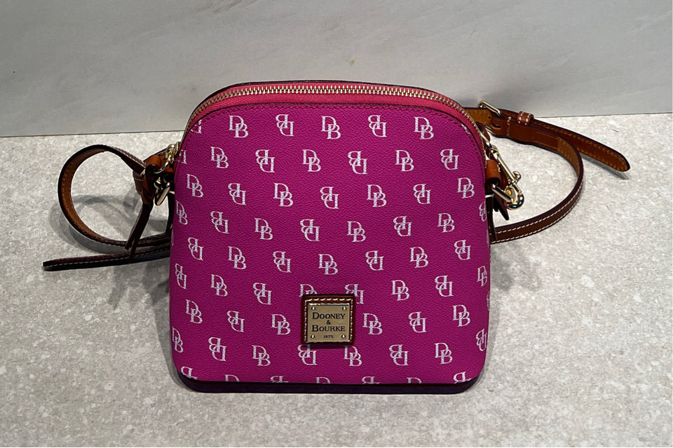 Dooney And Bourke Handbag