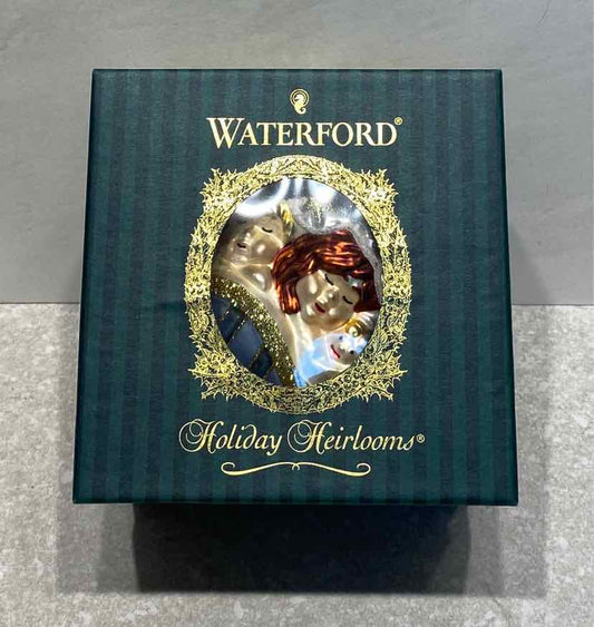 Waterford All Snugg In There Beds