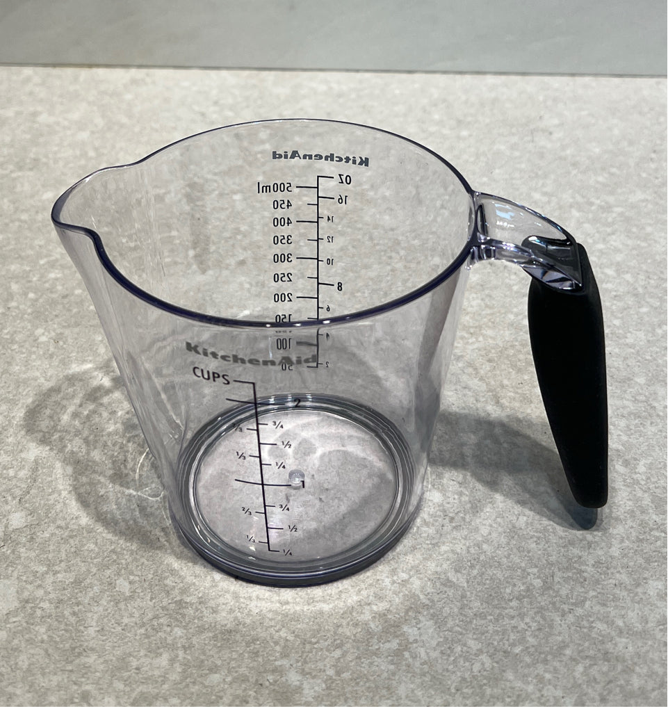 Plastic Measuring Cup