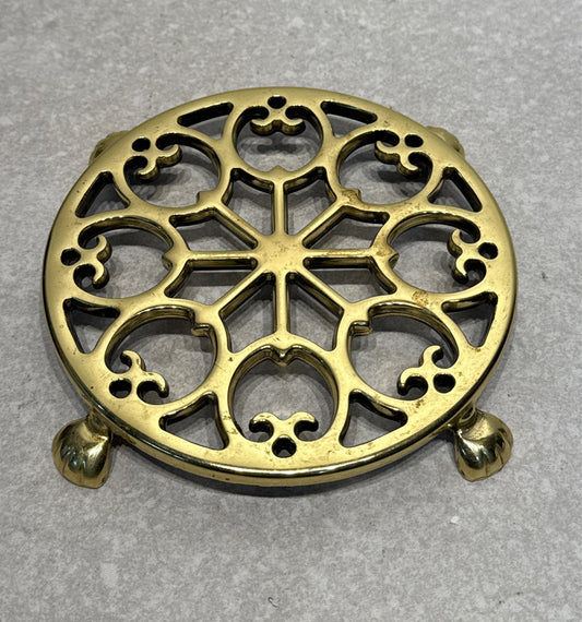 Baldwin Trivet