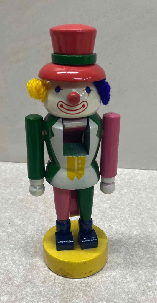 Nutcrackrt