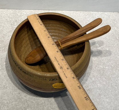 Barnswallow Signed Pottery Bowl