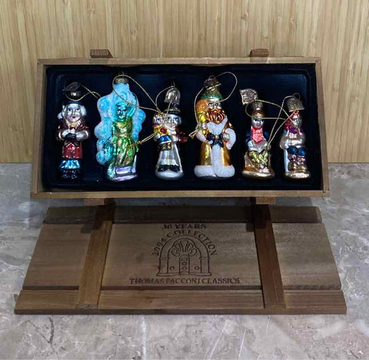 Thomas Pacconi Ornaments