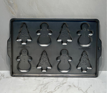 Christmas Baking Tin