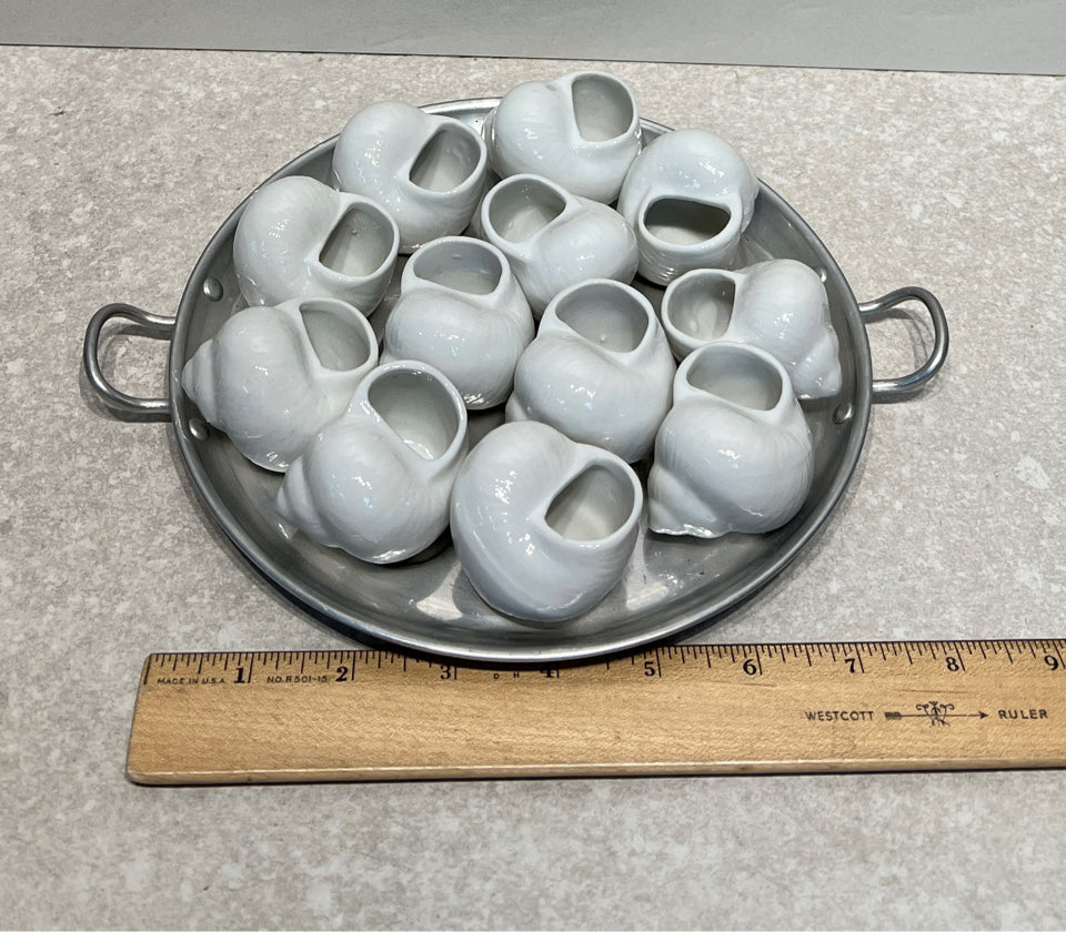 Snails with Tray