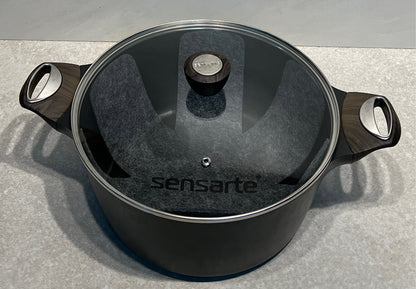 Sensarte Covered Pot