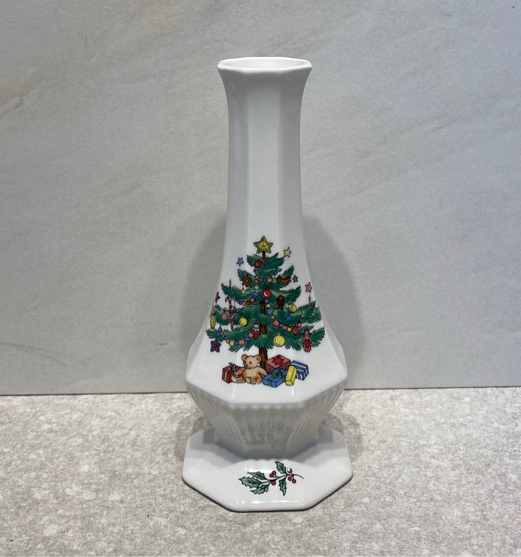Nikko Vase