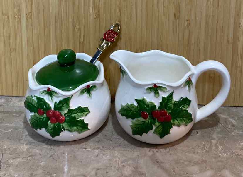 Vintage sugar and Creamer