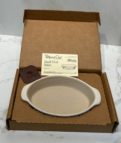 Pampered cHef Small Oval Baker