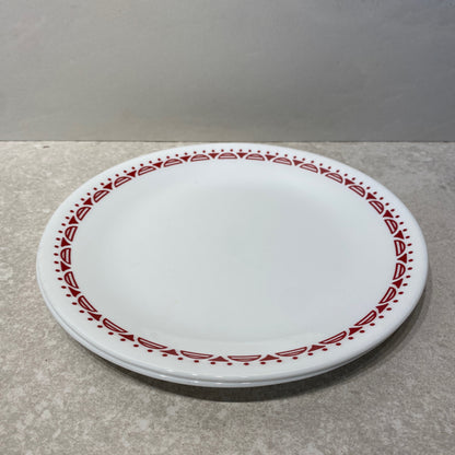 Set of 2 Corelle Plates