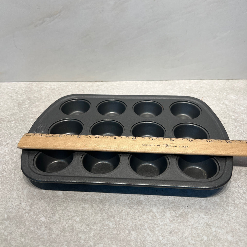 Muffin Pan