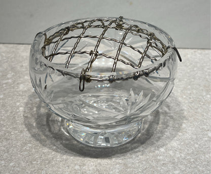 EnglandVase with Frog