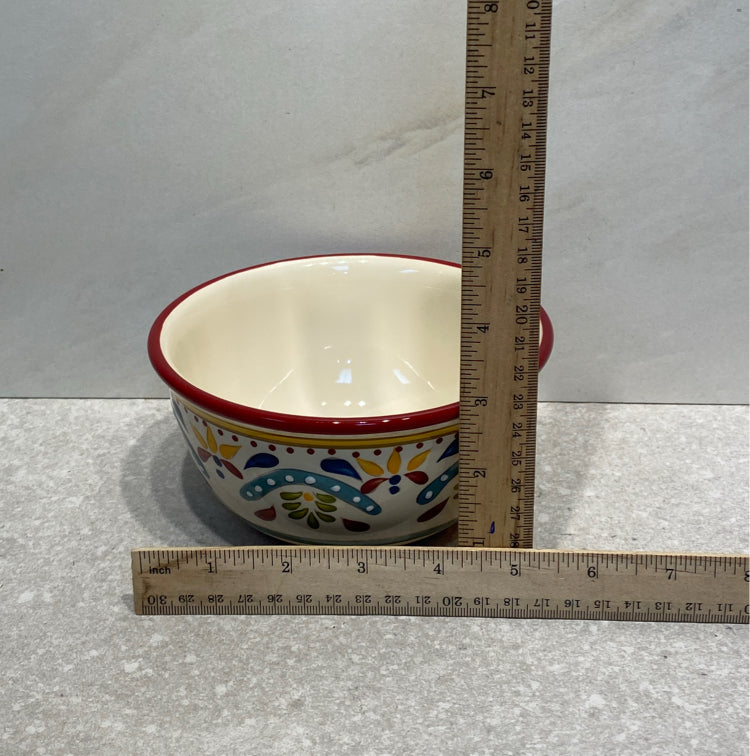 SEt of 7 Bobby Flay Bowls
