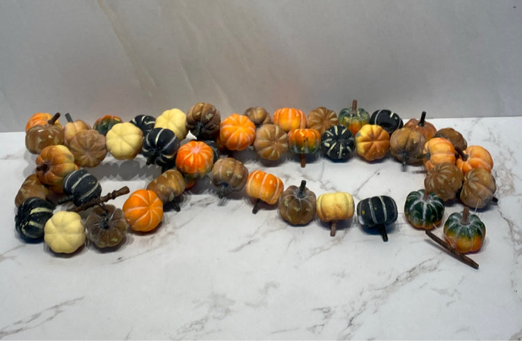 Pumpkin Garland