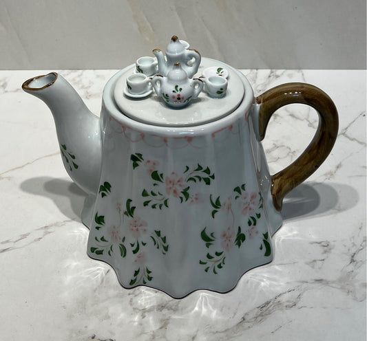 Teapot