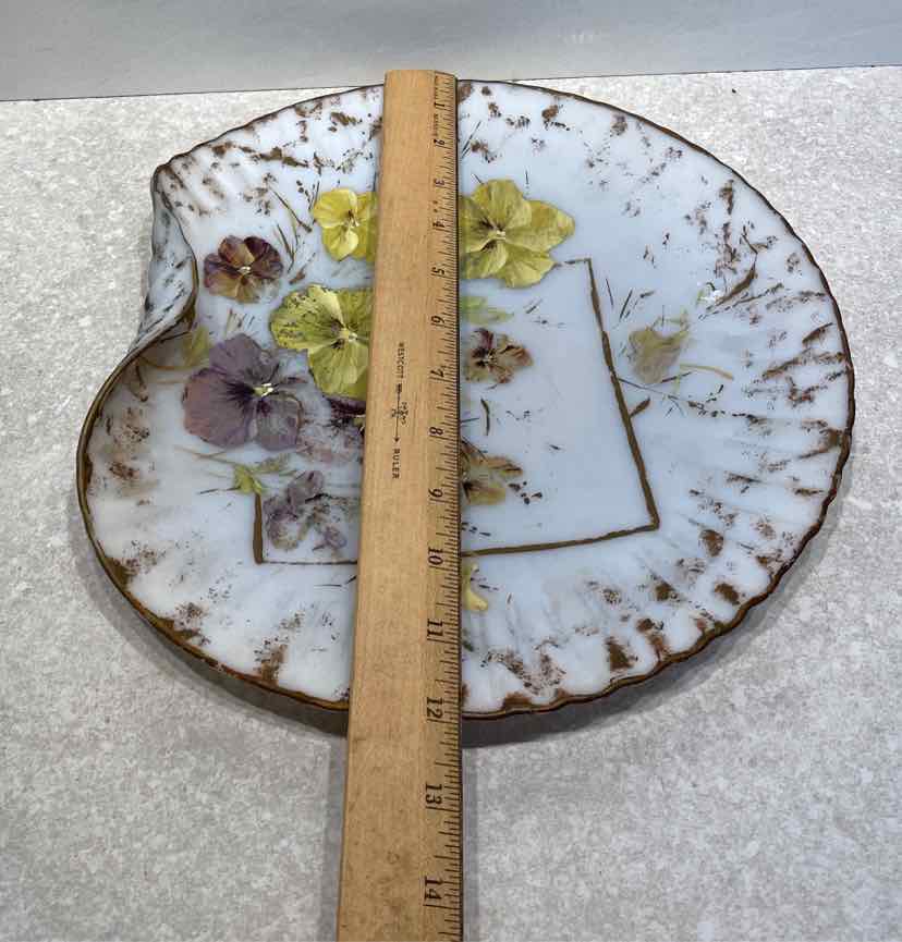 Vintage Folded Plate