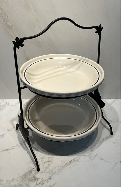 Longaberger - 2 Casseroles on Stand