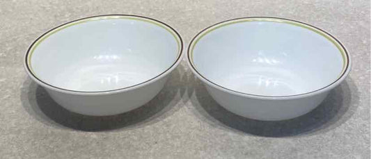 Set of 2 Corelle Bowls